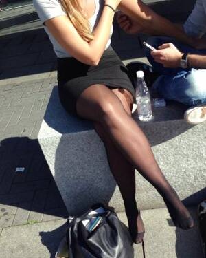 candid pantyhose legs feet - Candid pantyhose feet at airport Porn Pictures, XXX Photos, Sex Images  #1628362 - PICTOA